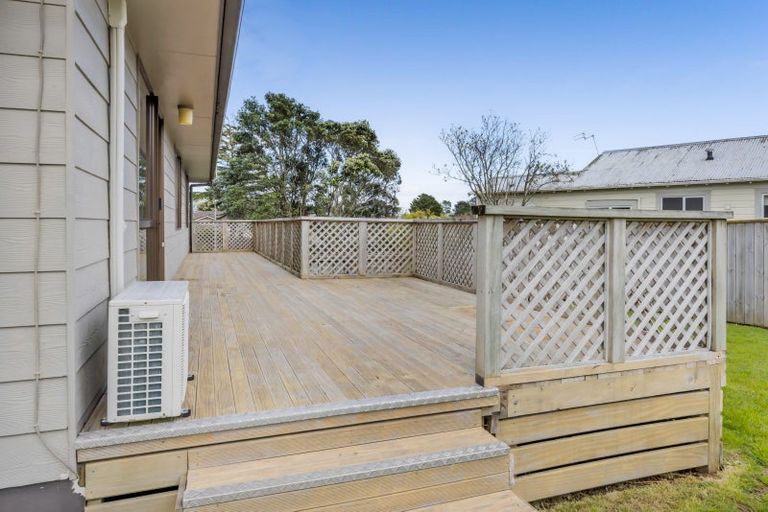 Photo of property in 10 Aratapu Street, Waitara, 4320