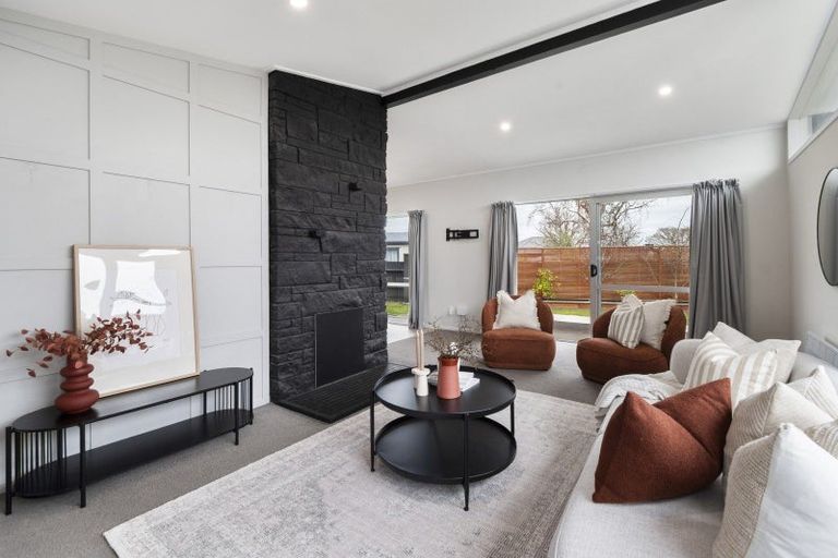 Photo of property in 9 Abraham Crescent, Milson, Palmerston North, 4414