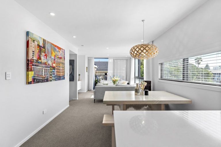 Photo of property in 8/17 Victoria Road, Mount Maunganui, 3116