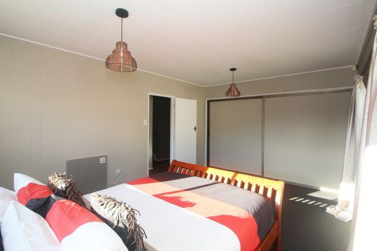 Photo of property in 42 Leven Street, South Hill, Oamaru, 9400
