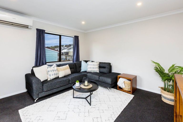 Photo of property in 12b Gloucester Street, Silverstream, Upper Hutt, 5019