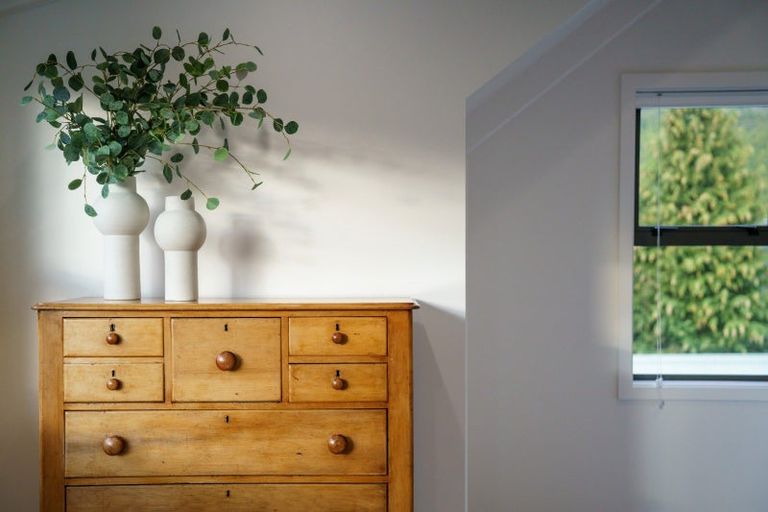 Photo of property in 10 Pritchard Place, Arrowtown, 9302