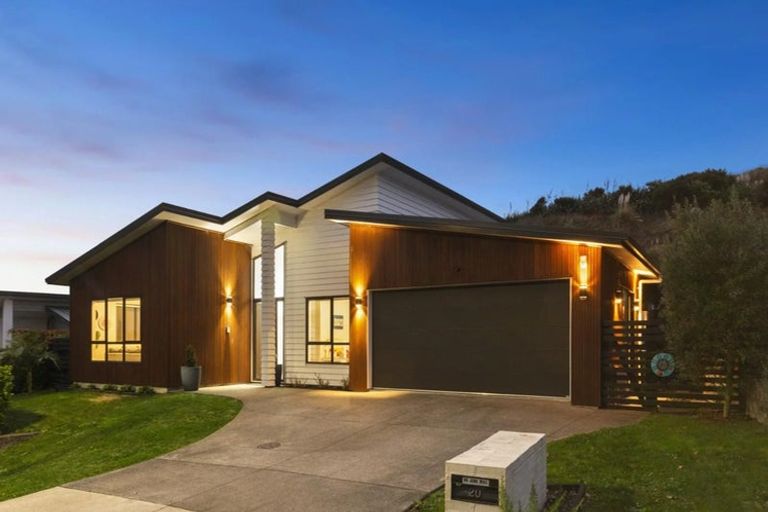 Photo of property in 20 Knoll Rise, Pukekohe, 2120