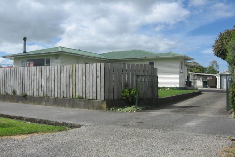 Photo of property in 26 Huia Street, Pahiatua, 4910