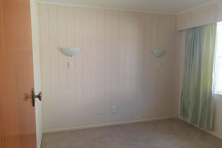 Photo of property in 25 Porutu Street, Fairfield, Lower Hutt, 5011