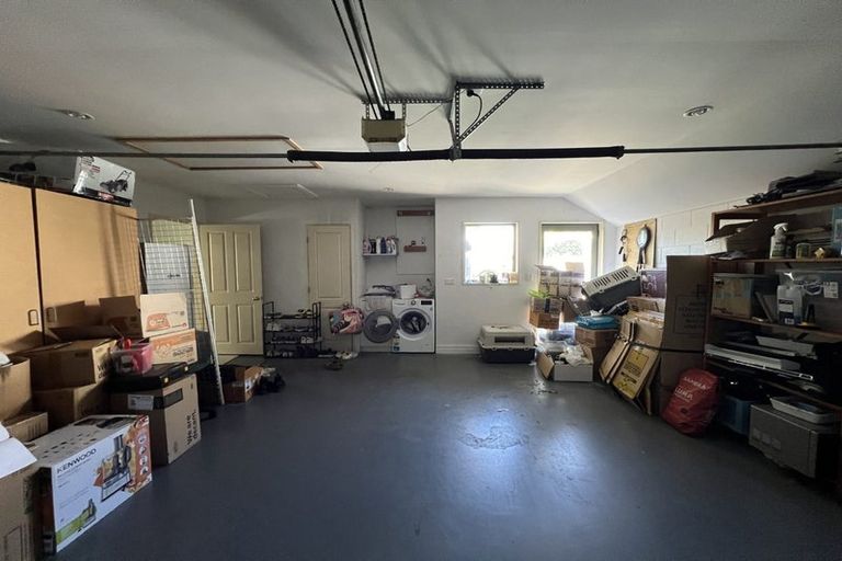 Photo of property in 103a Middlepark Road, Sockburn, Christchurch, 8042