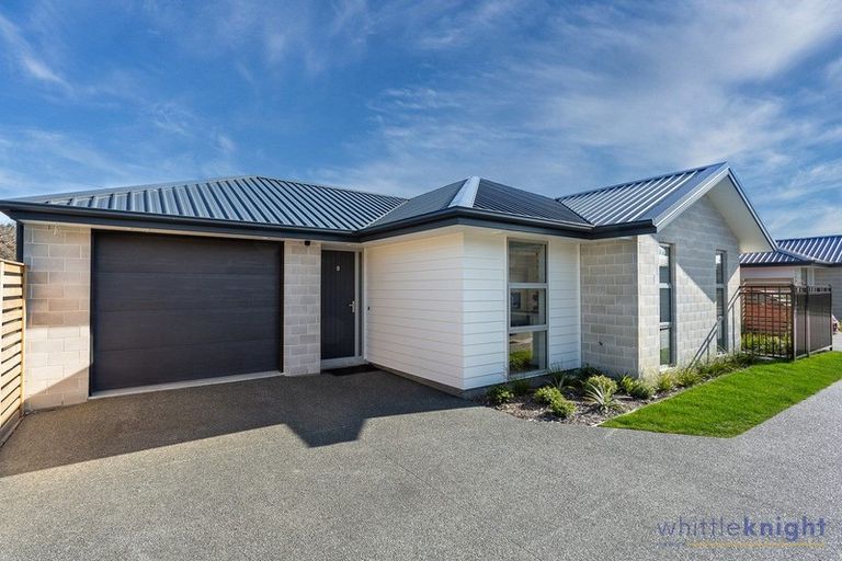 Photo of property in 8/3 Nyoli Street, Northcote, Christchurch, 8052
