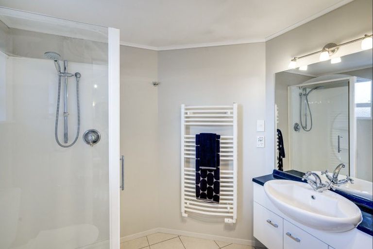 Photo of property in 48 Campbell Street, Havelock North, 4130