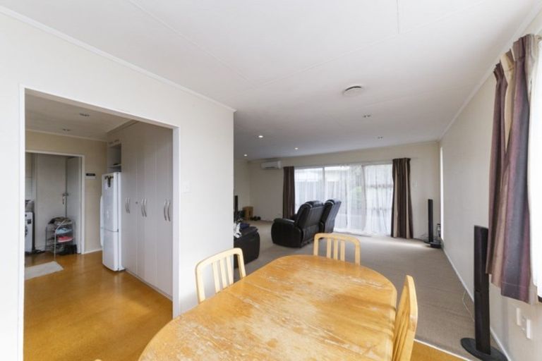 Photo of property in 32 Shelley Street, Rolleston, 7614