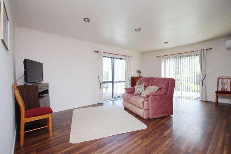 Photo of property in 103 Tirohanga Drive, Whangamata, 3620