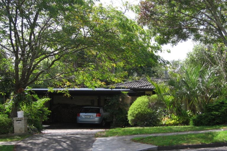 Photo of property in 43 Fordyce Avenue, Sunnyhills, Auckland, 2010