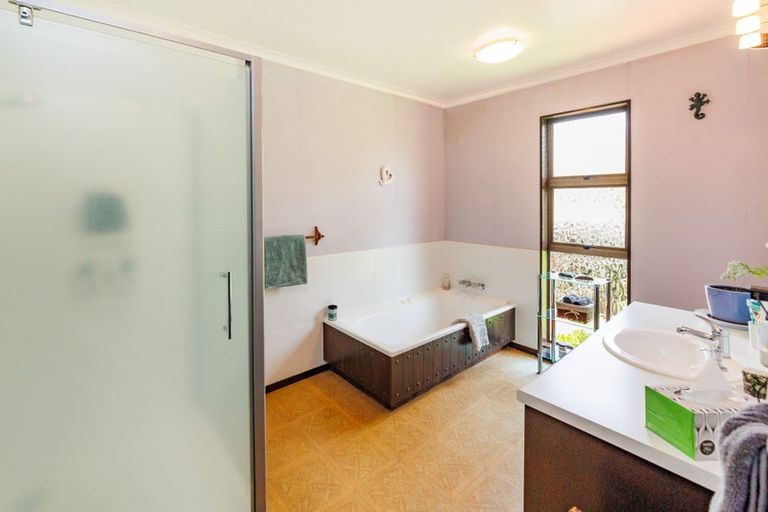 Photo of property in 34 Carter Crescent, Awapuni, Palmerston North, 4412