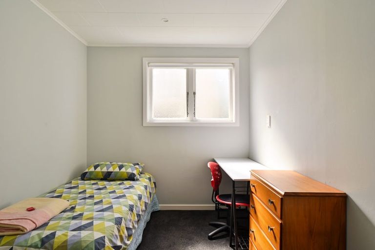 Photo of property in 409 King Street South, Hastings, 4122