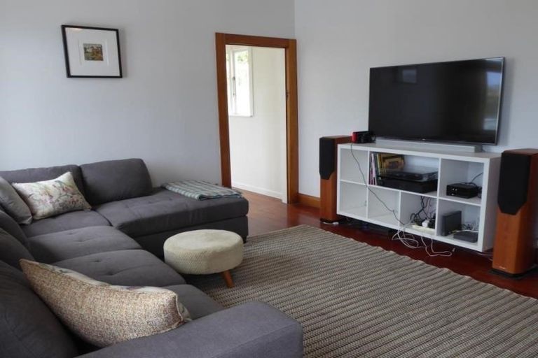 Photo of property in 46 Mills Road, Brooklyn, Wellington, 6021