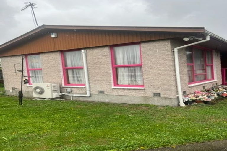 Photo of property in 15 Shetland Street, Woolston, Christchurch, 8062