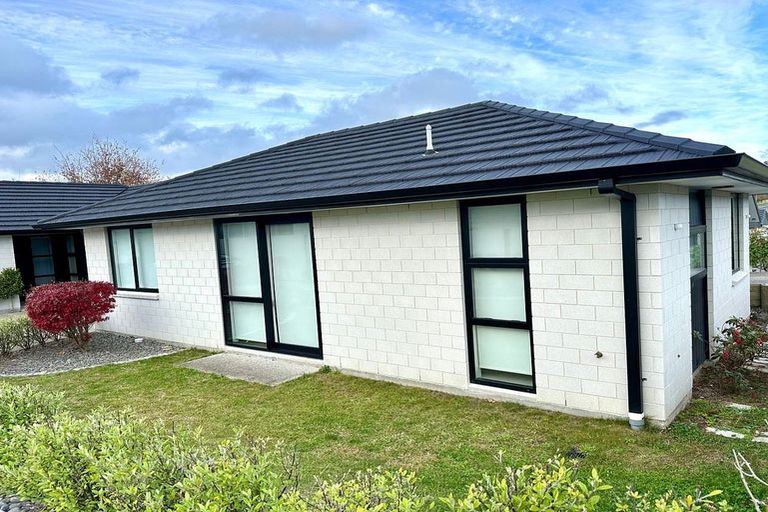 Photo of property in 38 Kiritiana Close, Pyes Pa, Tauranga, 3112
