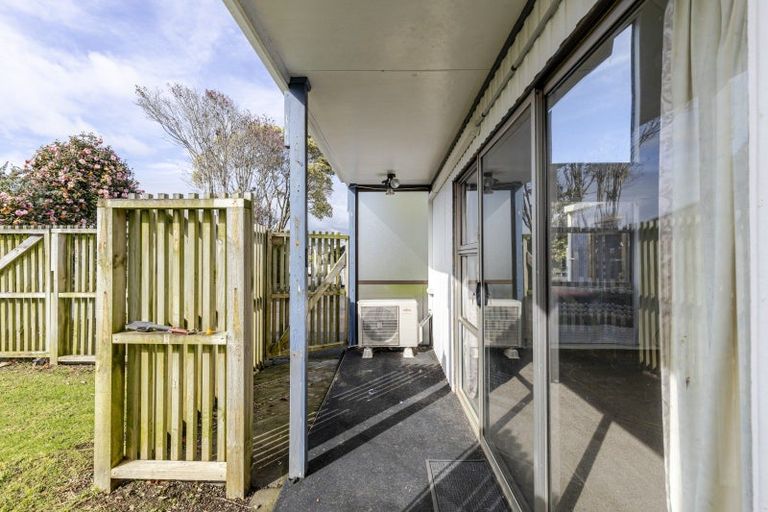 Photo of property in 9a Brierley Place, Marfell, New Plymouth, 4310