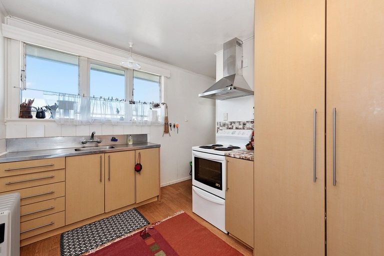 Photo of property in 74 Aurora Terrace, Hillcrest, Hamilton, 3216