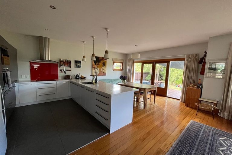 Photo of property in 24 Birdwood Avenue, Beckenham, Christchurch, 8023