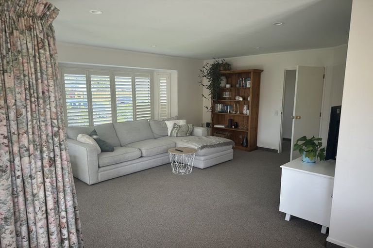 Photo of property in 113 Hillcrest Road, Raumati Beach, Paraparaumu, 5032