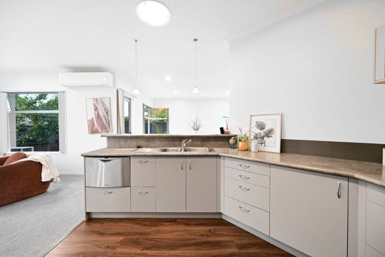 Photo of property in 31 Mickelson Avenue, Rototuna, Hamilton, 3210