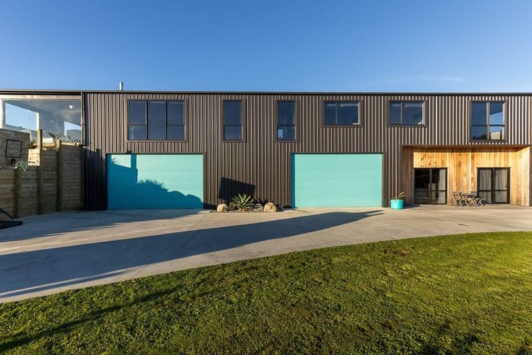 Photo of property in 527 Frankley Road, Hurworth, New Plymouth, 4371