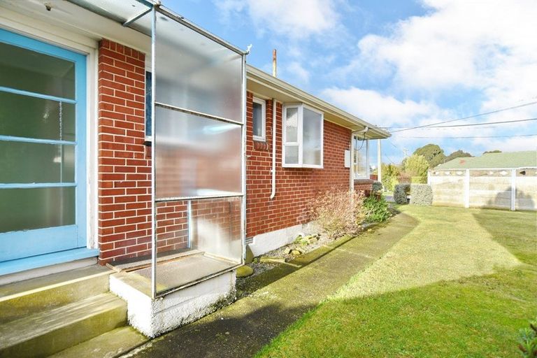 Photo of property in 9 Wildwood Avenue, Wainoni, Christchurch, 8061
