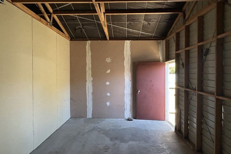 Photo of property in 72 Auckland Street, Picton, 7220
