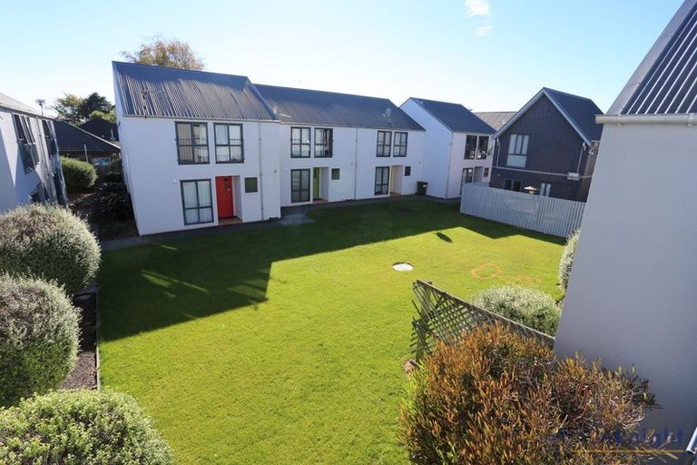 Photo of property in 7/74 Hansons Lane, Upper Riccarton, Christchurch, 8041
