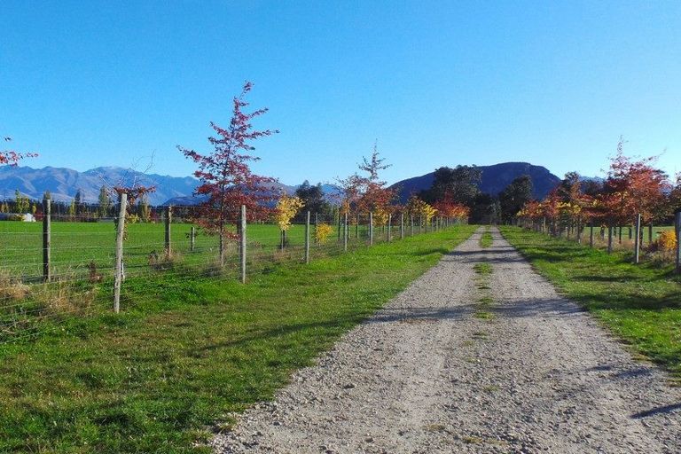 Photo of property in 279 Ballantyne Road, Wanaka, 9382