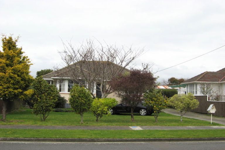 Photo of property in 8 Rugby Street, Levin, 5510
