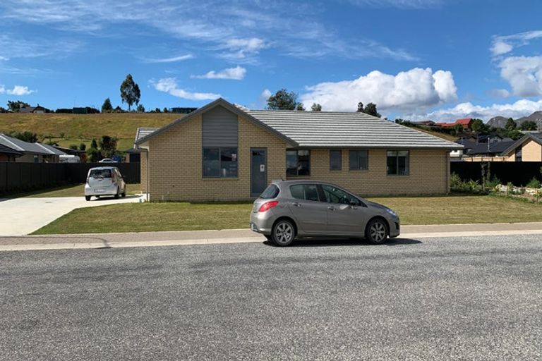 Photo of property in 31 Timsfield Drive, Lake Hawea, Wanaka, 9382