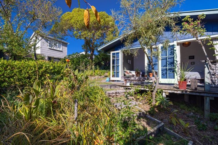 Photo of property in 13 Purau Avenue, Diamond Harbour, 8972