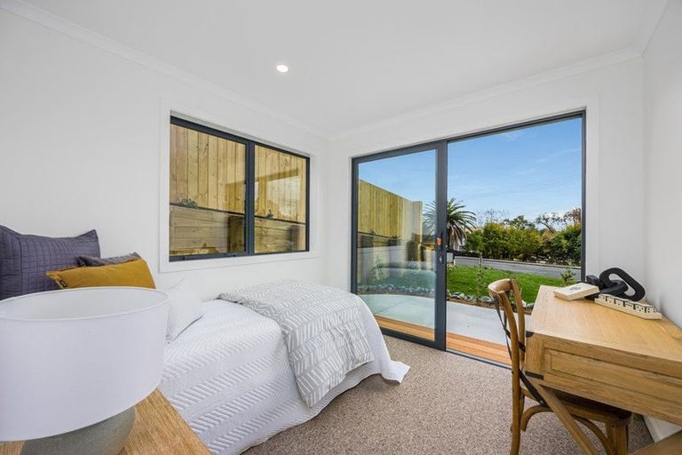 Photo of property in 12a Walbrook Road, Manly, Whangaparaoa, 0930