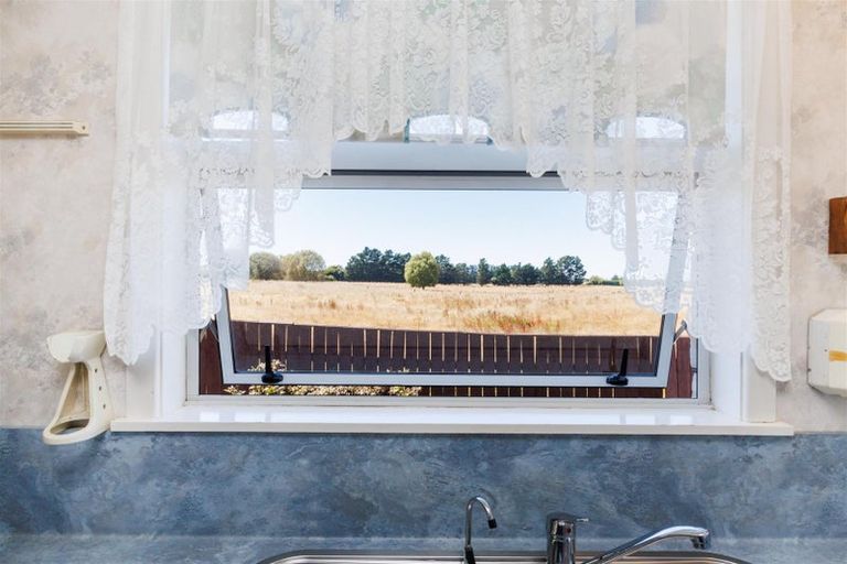 Photo of property in 10 Dalrymple Place, Marton, 4710