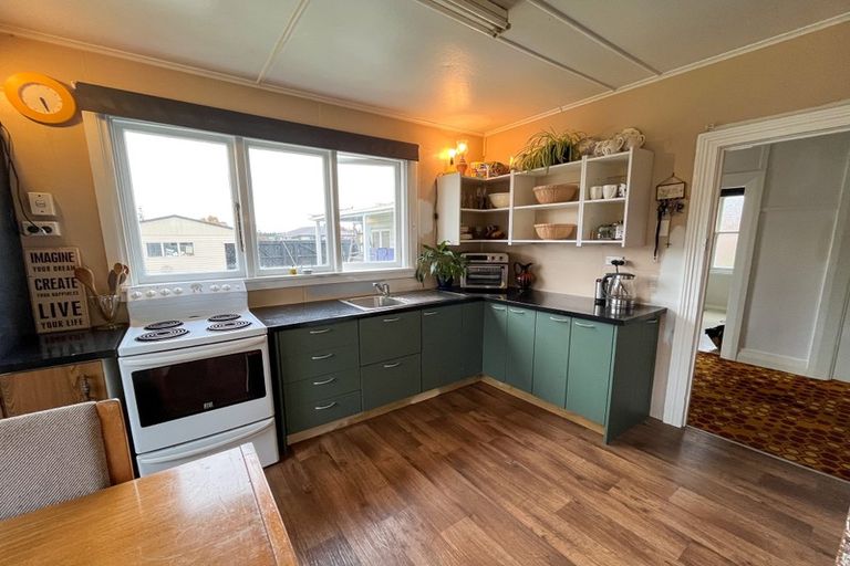 Photo of property in 18 Lewin Street, Balclutha, 9230