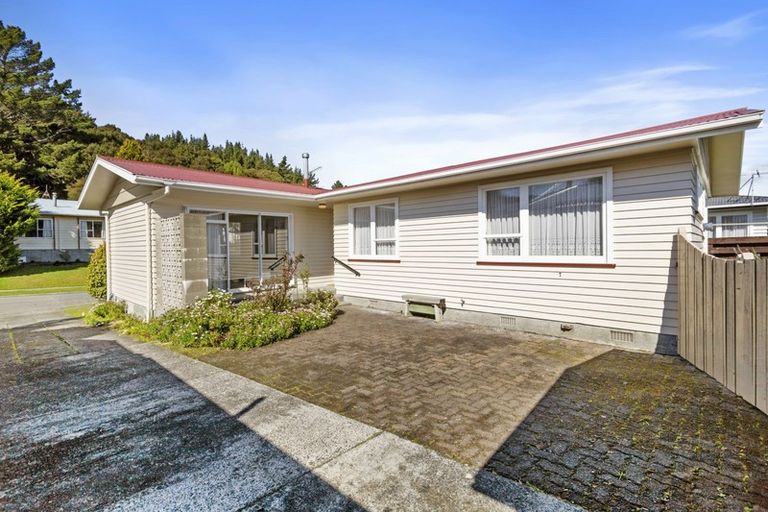 Photo of property in 13 Mataura Grove, Wainuiomata, Lower Hutt, 5014