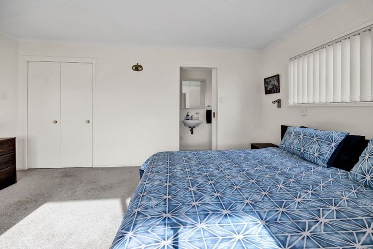 Photo of property in 106 Smart Road, Glen Avon, New Plymouth, 4312