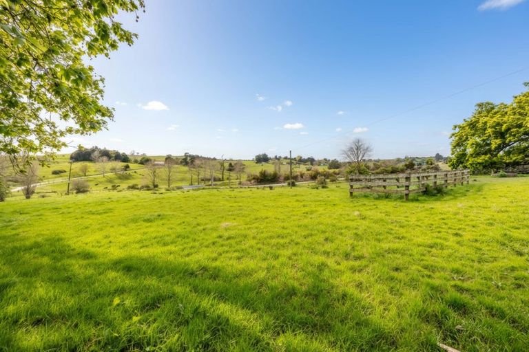 Photo of property in 671 Port Albert Road, Wellsford, 0973