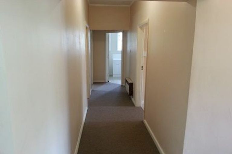 Photo of property in 145a Onslow Road, Khandallah, Wellington, 6035