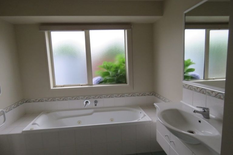 Photo of property in 46 Awatea Gardens, Wigram, Christchurch, 8042