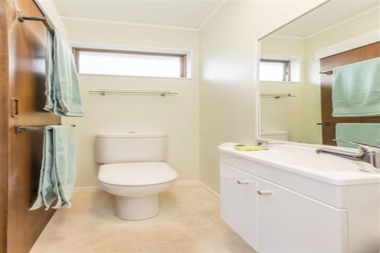 Photo of property in 9 Bowline Place, Whitby, Porirua, 5024