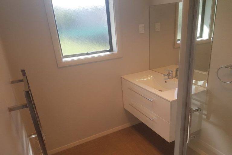 Photo of property in 11 Dinton Street, Russley, Christchurch, 8042