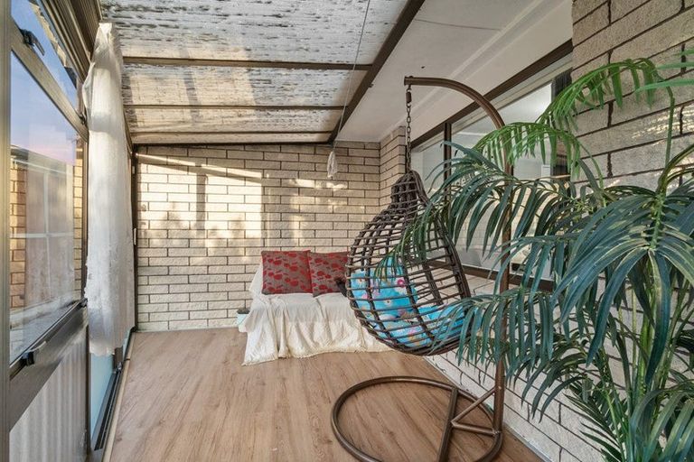 Photo of property in 2/109 Great South Road, Manurewa, Auckland, 2102