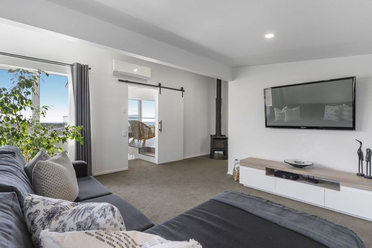 Photo of property in 996 Papamoa Beach Road, Papamoa Beach, Papamoa, 3118