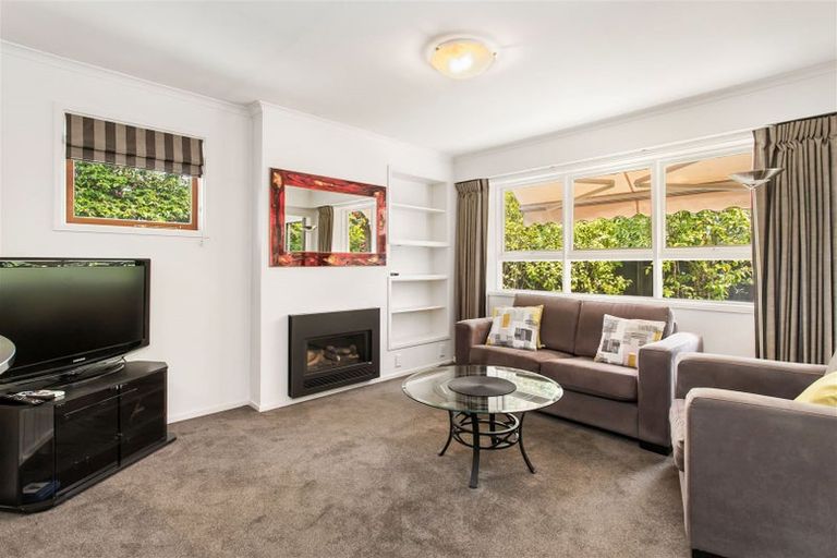 Photo of property in 102 Paparoa Street, Papanui, Christchurch, 8053