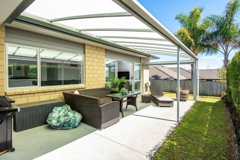 Photo of property in 28 Excelsa Place, Papamoa Beach, Papamoa, 3118