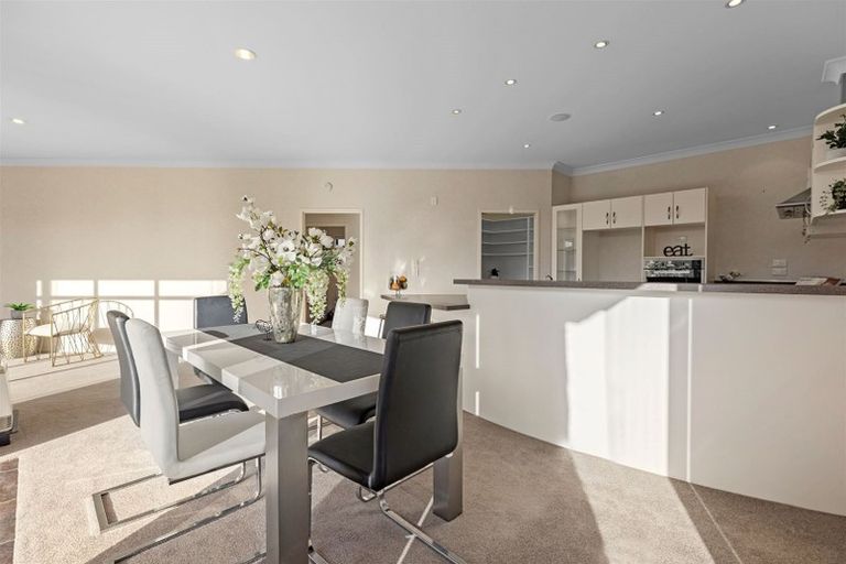 Photo of property in 626 Gloucester Road, Papamoa Beach, Papamoa, 3118