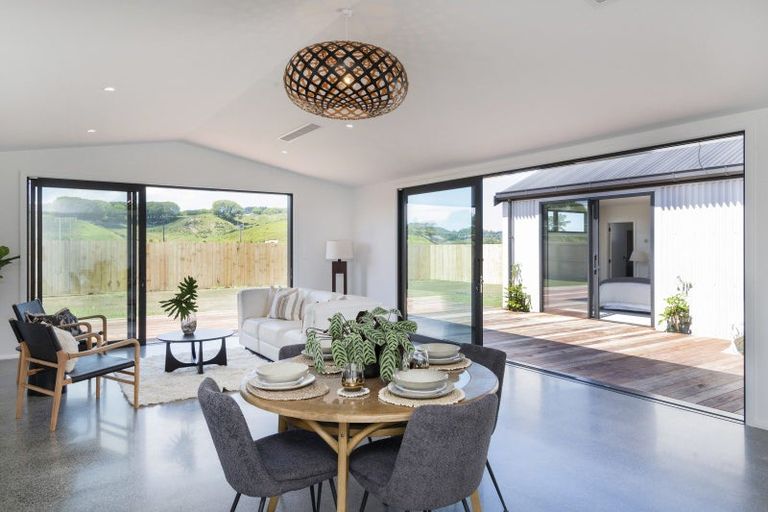 Photo of property in 3 Makakahi Street, Lytton West, 4071