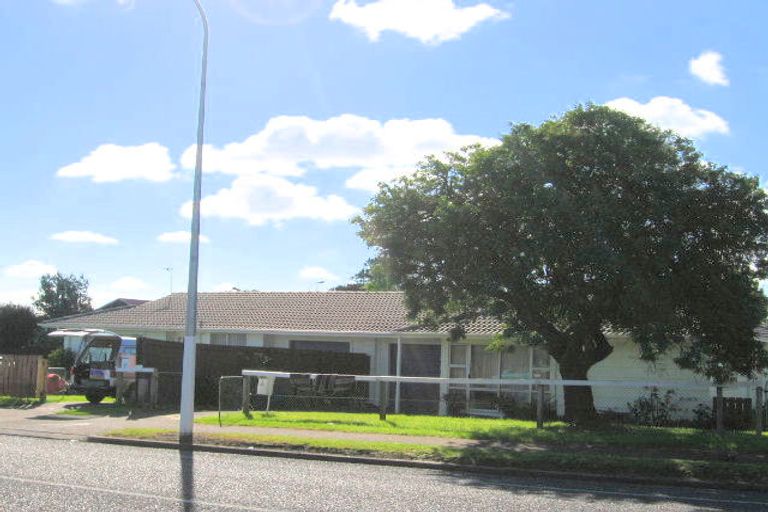 Photo of property in 82 Boundary Road, Clover Park, Auckland, 2019